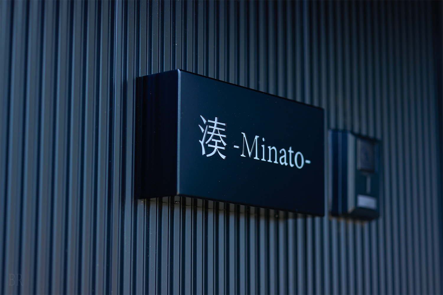 複数棟の貸切利用も可能な全8棟のグランピングコテージ